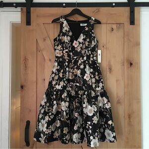 ELIZA J Sleeveless Floral Dress Size 4